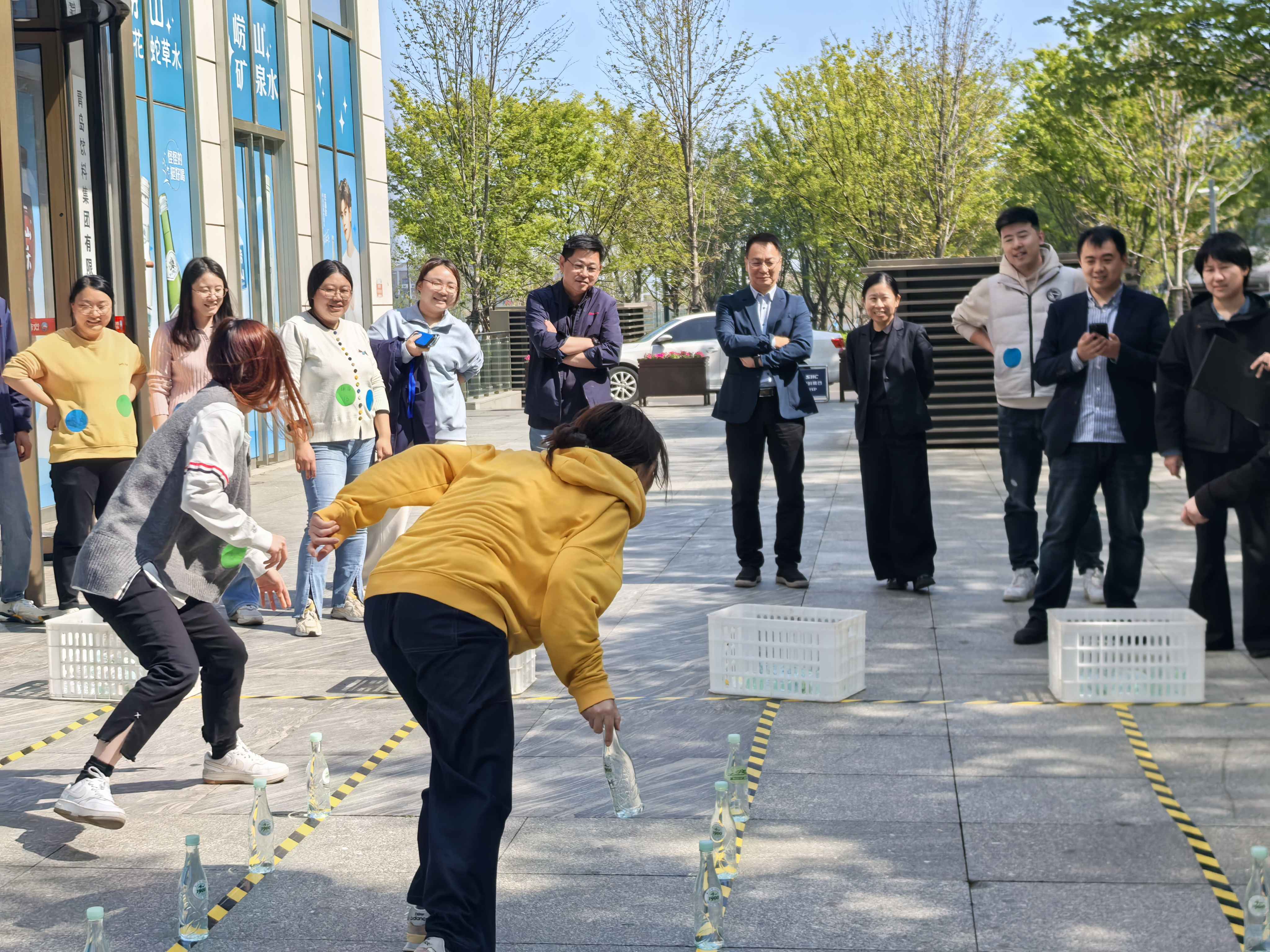 趣味运动会1.jpg 趣味运动会1.jpg